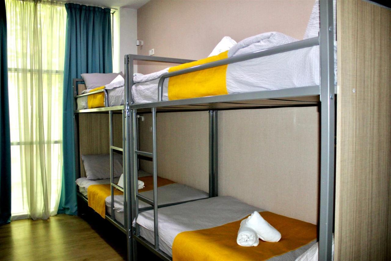 Queen Hostel Тбілісі Екстер'єр фото