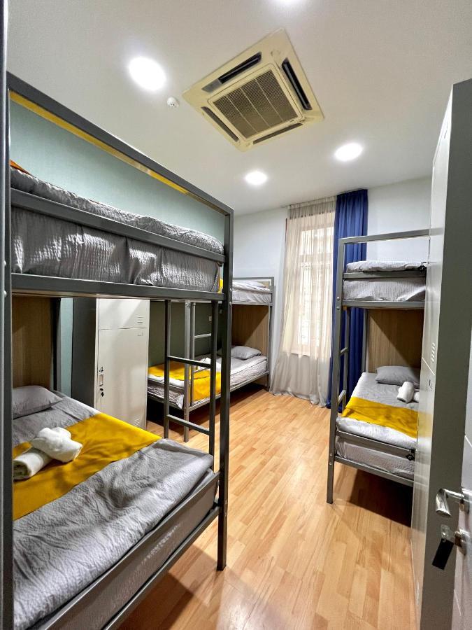 Queen Hostel Тбілісі Екстер'єр фото