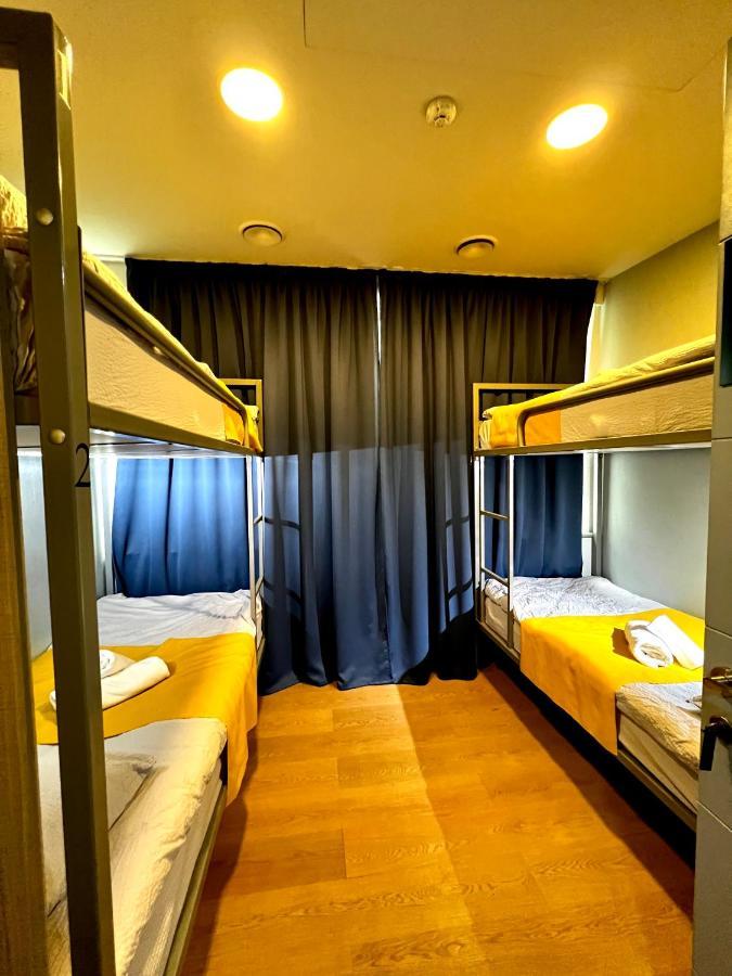 Queen Hostel Тбілісі Екстер'єр фото