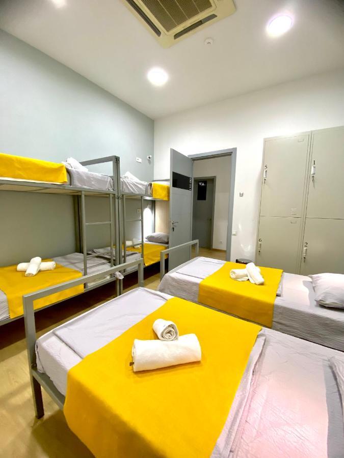 Queen Hostel Тбілісі Екстер'єр фото