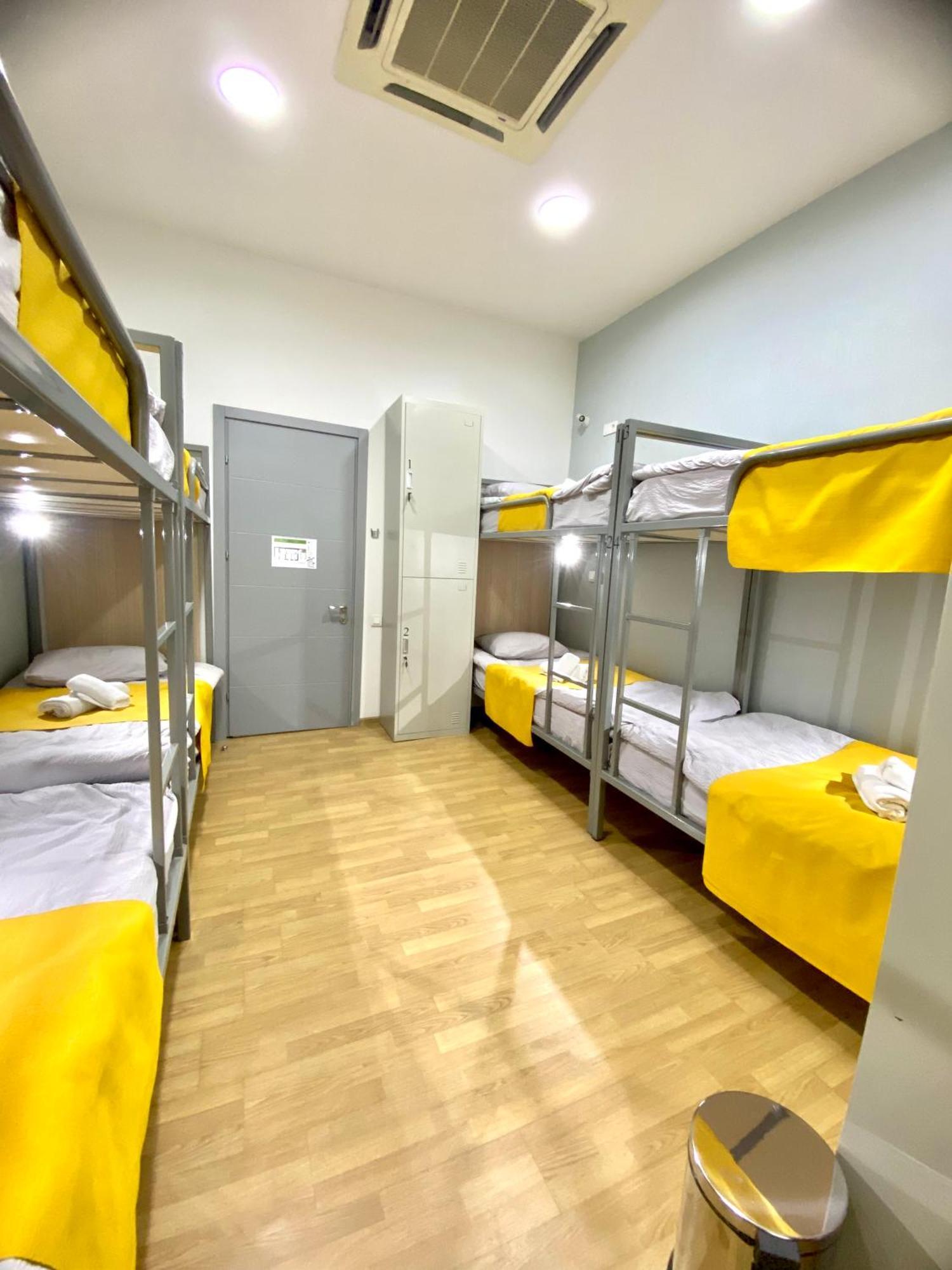 Queen Hostel Тбілісі Екстер'єр фото