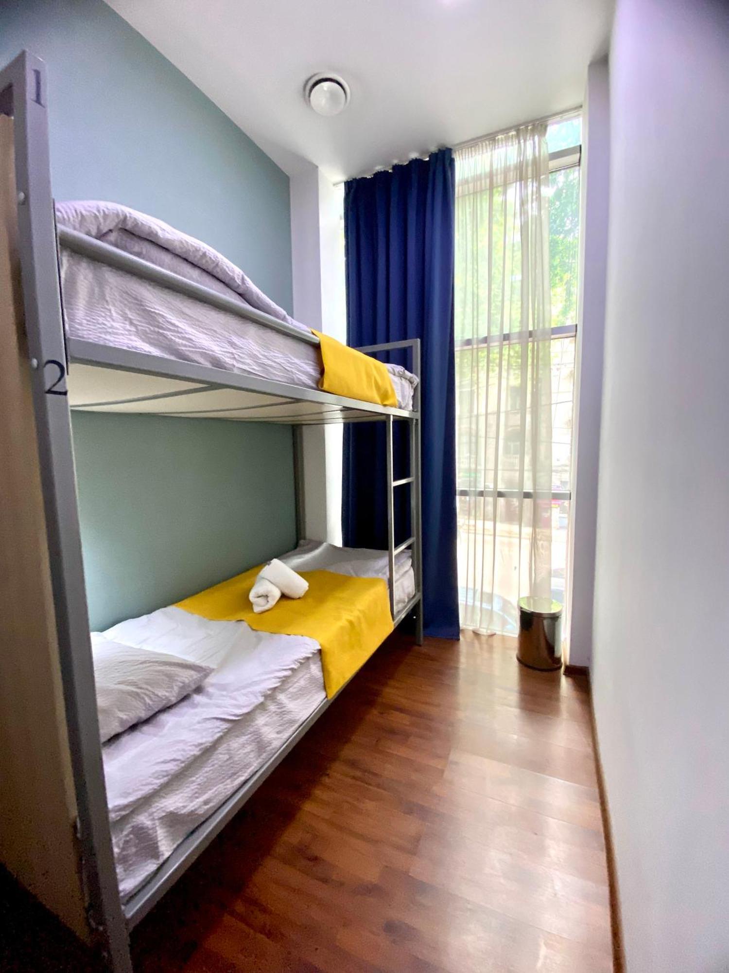 Queen Hostel Тбілісі Екстер'єр фото